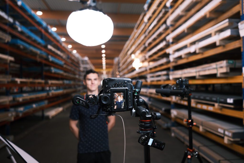 Foto & Film für den Mittelstand 1 Filmproduktion für die Alumeco GmbH. Dokumentation von diversen Arbeitsabläufen und Interviews. David Ludley Fotograf Wittenberg, Dessau, Magdeburg, Zerbst Jessen, Bitterfeld, Sachsen Anhalt, Brandenburg, Sachsen, Deutschland